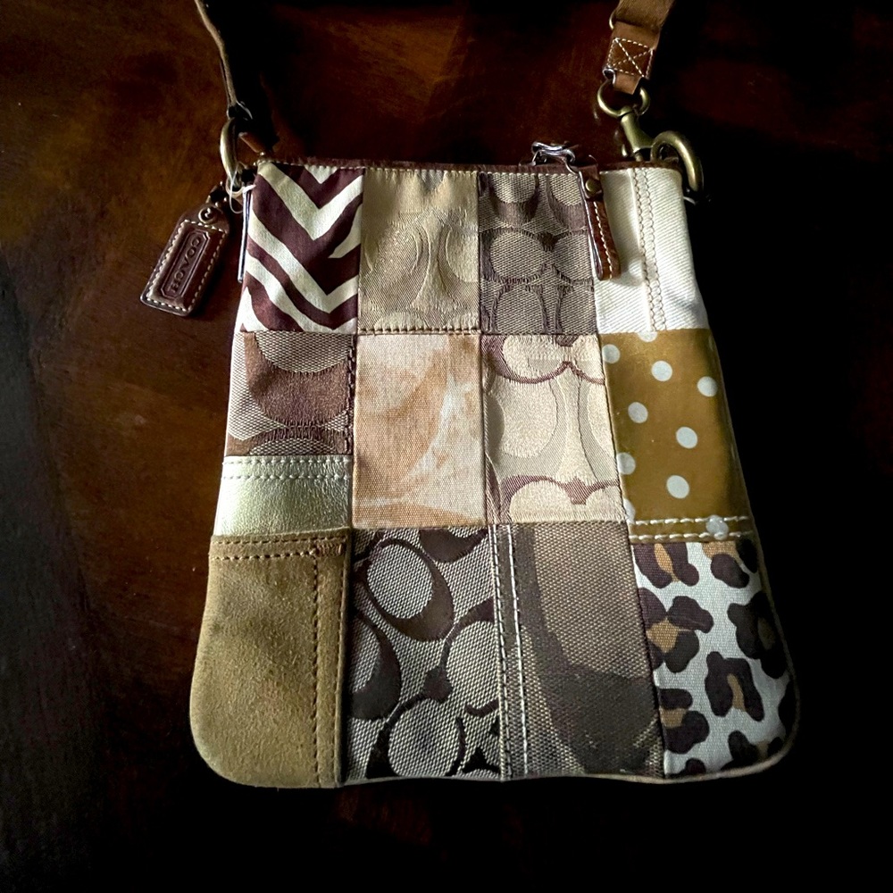 COACH VINTAGE ANIMAL PRINT CROSSBODY BAG.